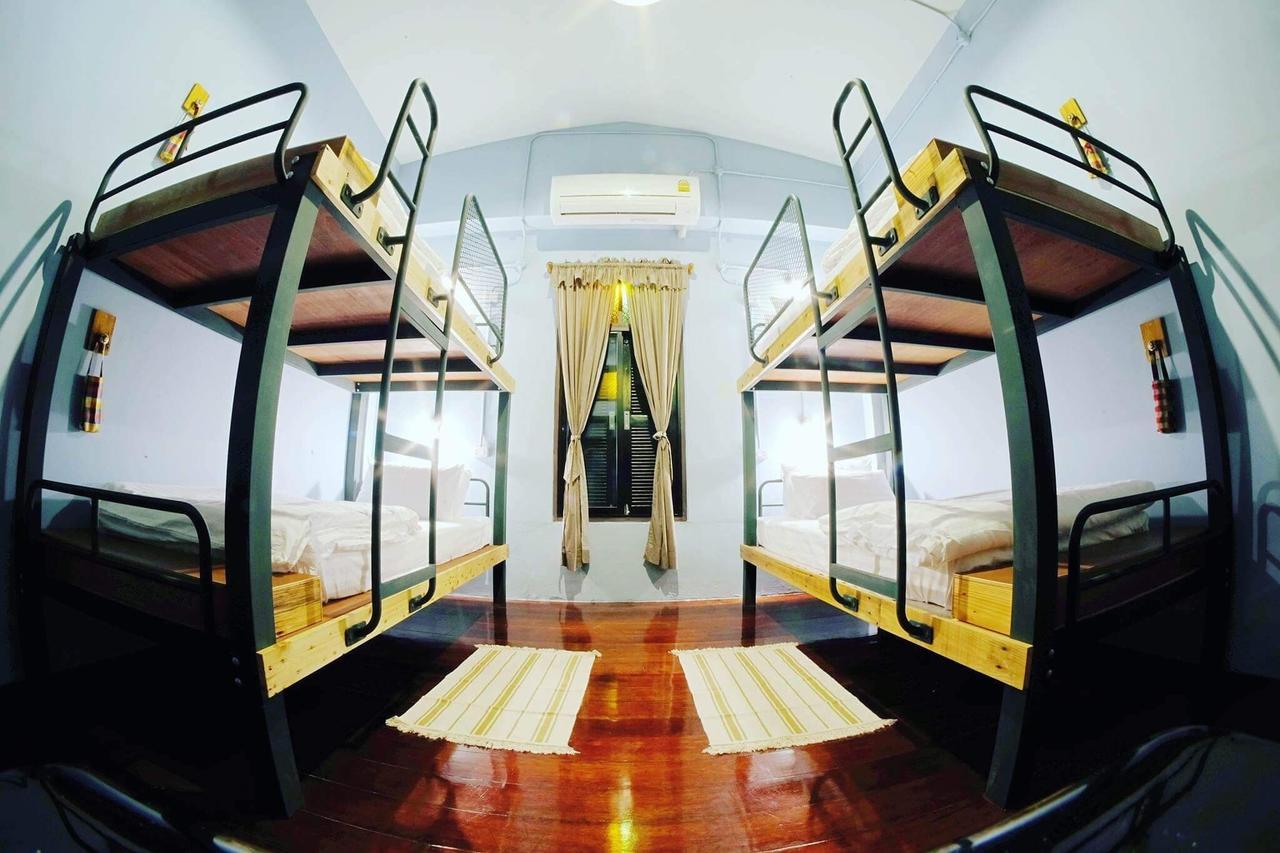 بيت شباب تالاردكاو بالكوني كرابي هاوس Krabi town المظهر الخارجي الصورة